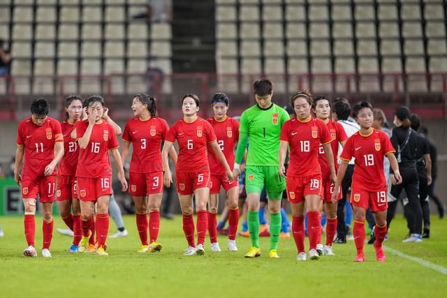 日本成年一区久久综合