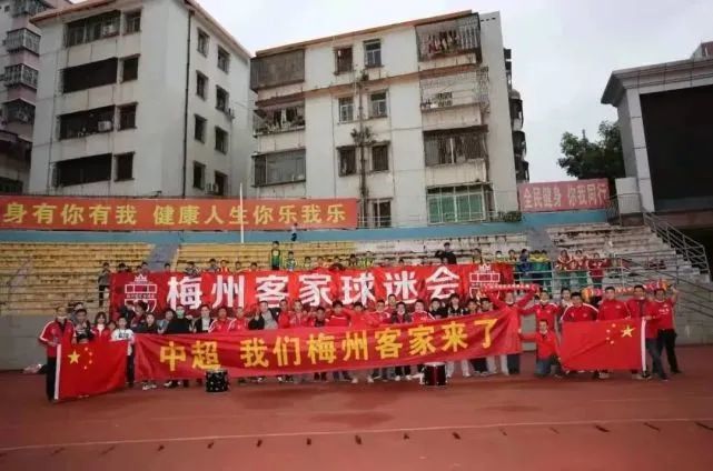久久精品亚洲一区二区