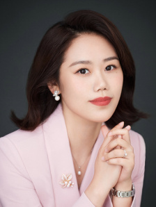 美女是midevk